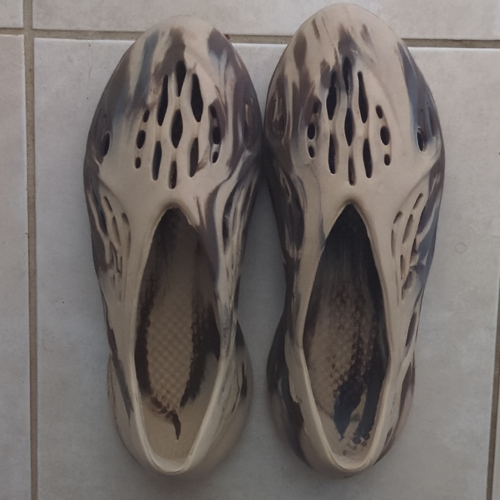 Yeezy Foam Runners